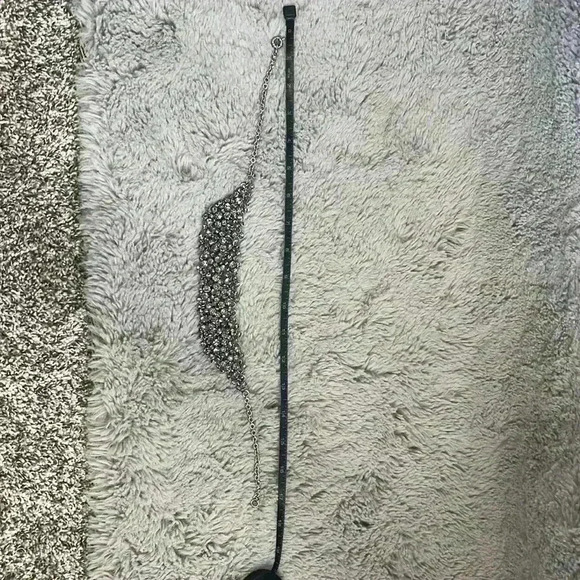 J Crew Bezel-Gem Crystal Cluster Bib Necklace - Picture 7 of 8